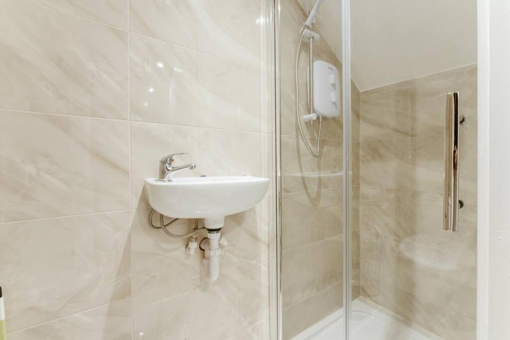 Charming Central London Kitchenette - Your Ideal Stay In The Heart Of The City Bagian luar foto